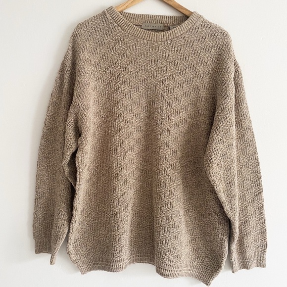 Vintage Retreat Men’s Beige Knit Sweater - Size M - Crewneck, Made in Canada - Picture 2 of 11